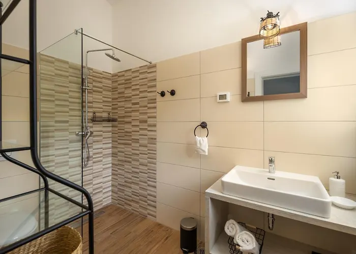 Savicenta Villa *